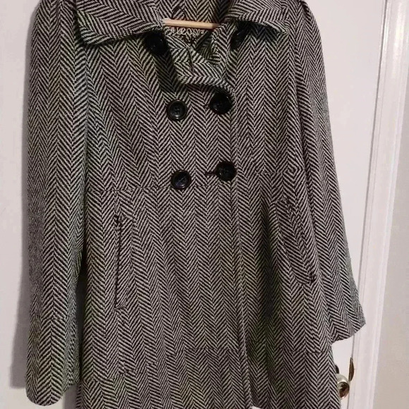 Guess herringbone coat size large - Picture 5 of 9